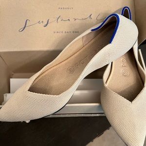 Rothy’s The Point Flats Ecru Size 9